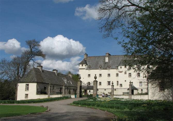 TRAQUAIR HOUSE